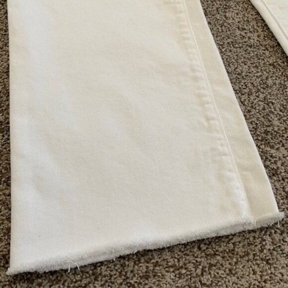 UNIVERSAL THREAD High Rise White Cropped Denim Jeans Sz 12 - Picture 7 of 13
